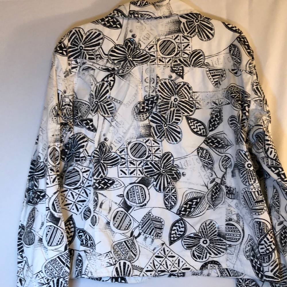 Chico’s Jacket with Sequin Embellishments - Picture 5 of 5